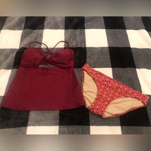 Old Navy Tankini and Bikini bottoms swim suit, Women’s Medium, NWOT!